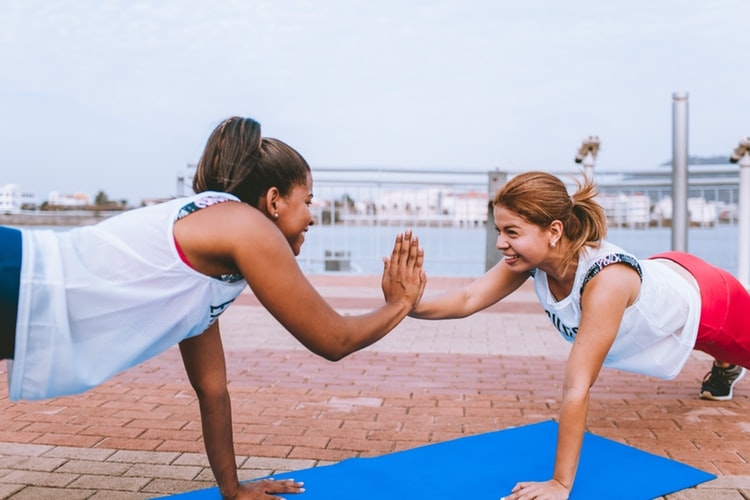 La marque du fitness en dehors de l'établissement