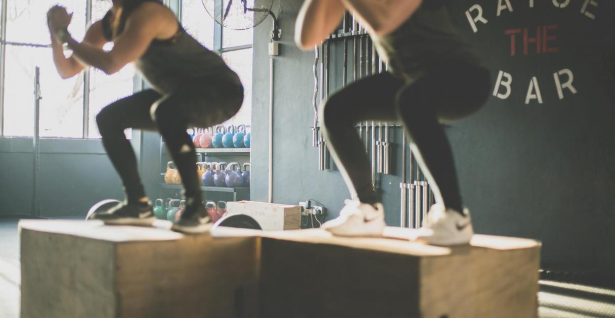 two women working out